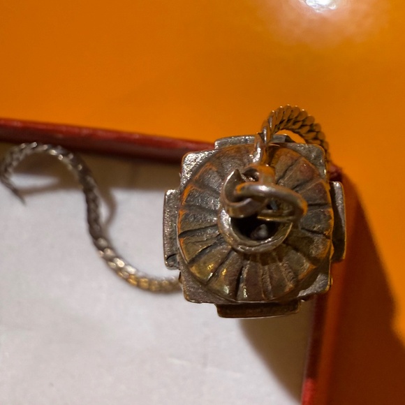 Vintage Sterling Silver Onyx Marcasite Cylinder Prayer Box Necklace 18” - Picture 12 of 12